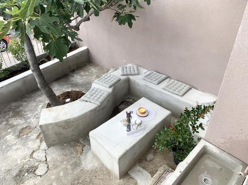 RA City Garden Suite Pula Exterior foto